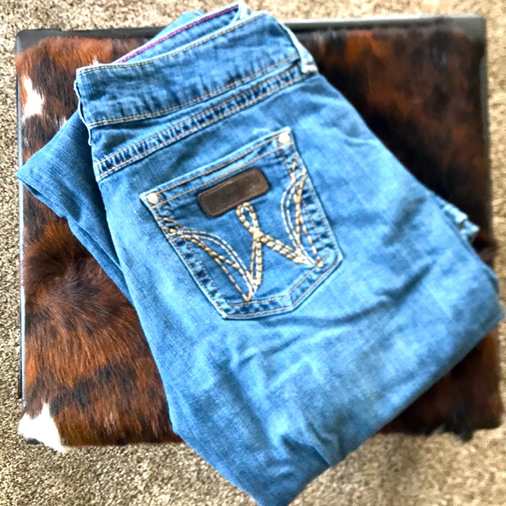 Woman’s wrangler jeans